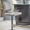 magnum hydraulic stool liveshot 02