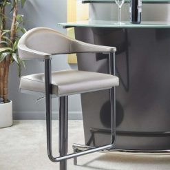 tiffany hydraulic stool liveshot 02