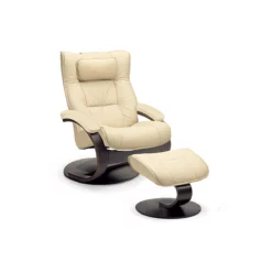 Regent Lounge Chair with C-Base