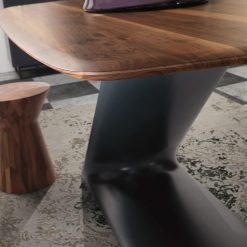 zeta dining table anthracite details