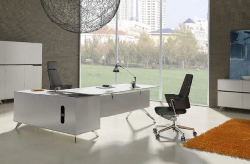 400 series executive desk in white lifestyle