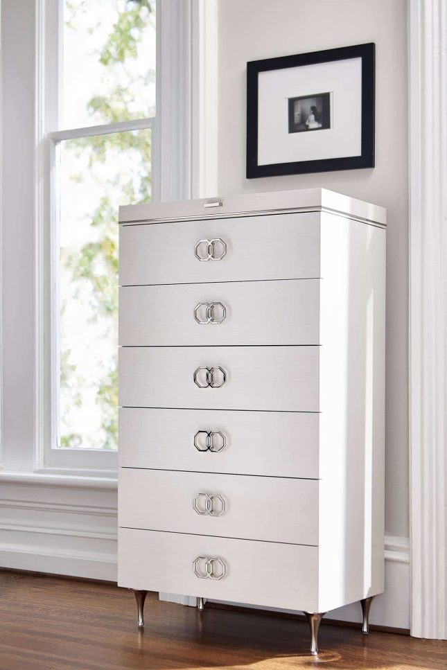 Silhouette Tall Drawer Chest Liveshot