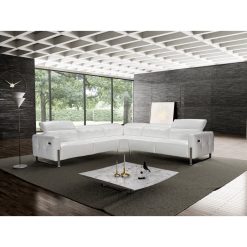 Nicole Sectional in White Liveshot