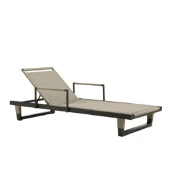 Aurelia Chaise