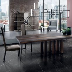 dacker dining table