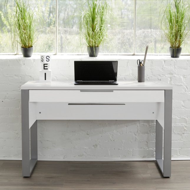 Kade Desk