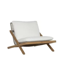 Bari Lounge Chair in Natural Finish