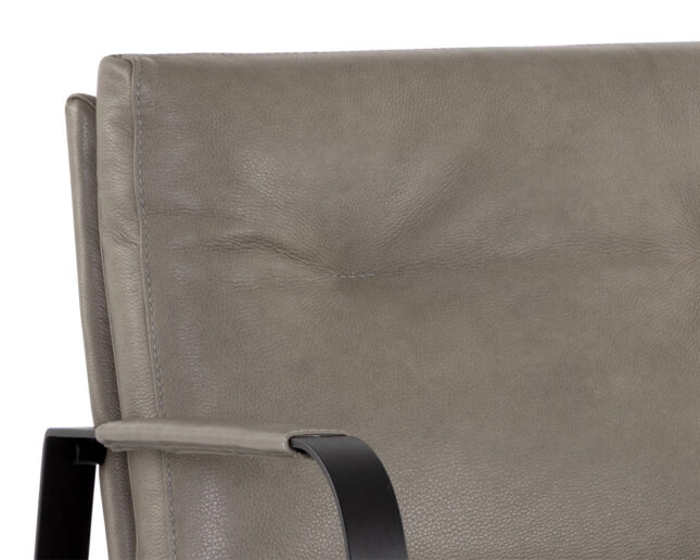 sterling accent chair ()
