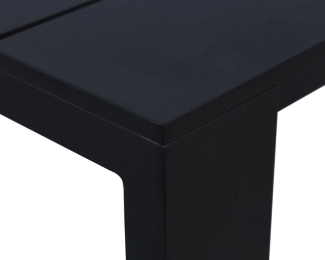 lucerne square table ()