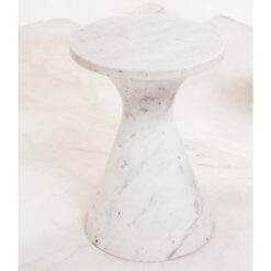 isabelle accent table
