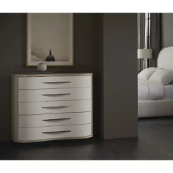 Meandrous Dresser