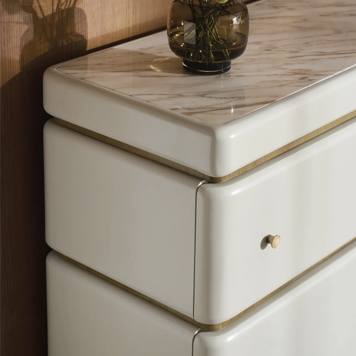Milos Dresser - Image 3