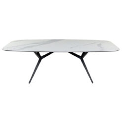 urby dining table