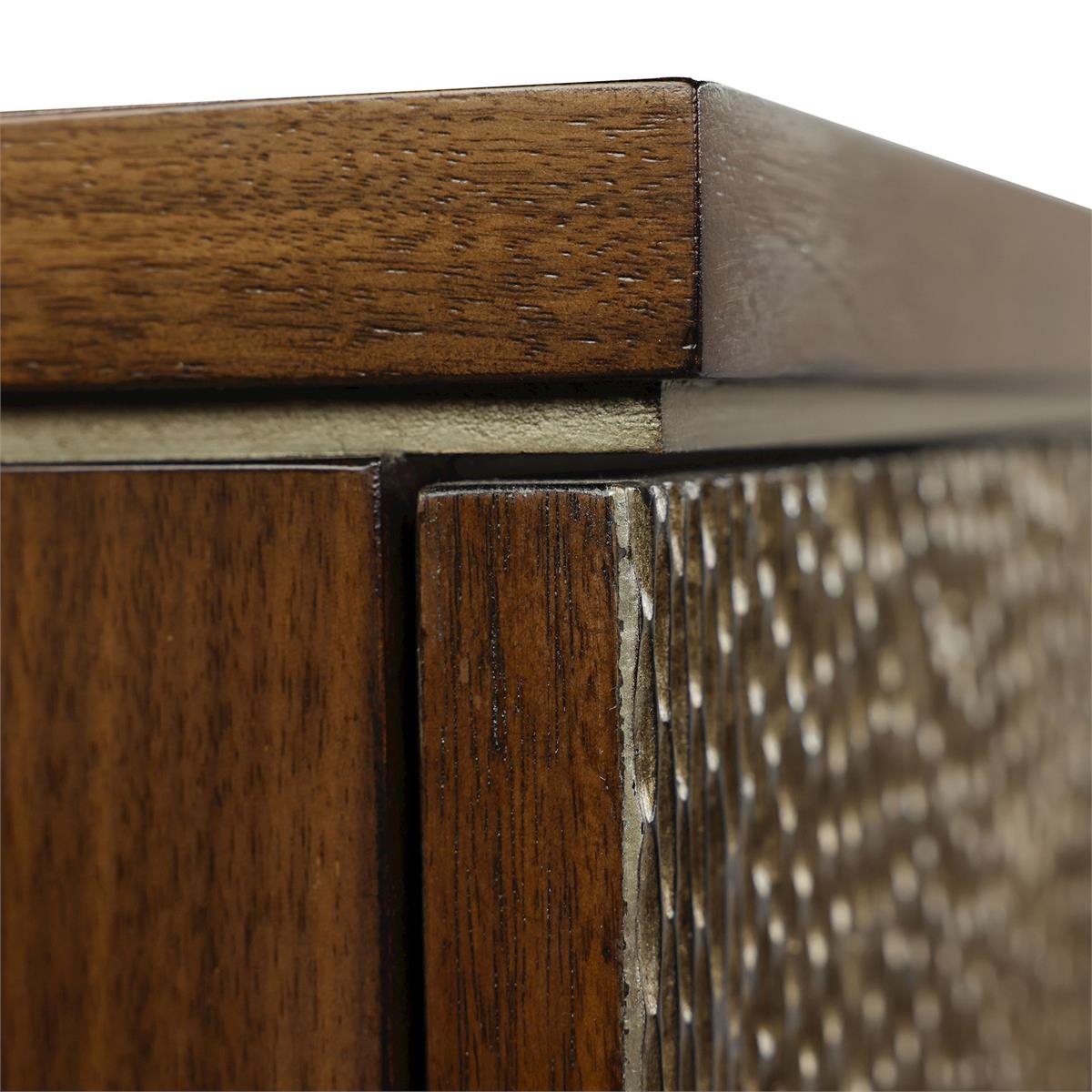 kian credenza
