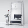 vivica mirror