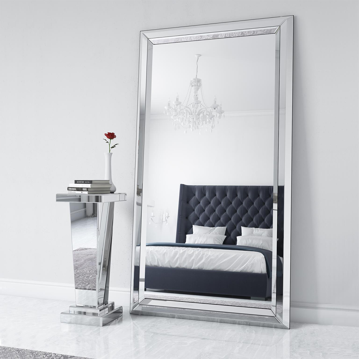 vivica mirror
