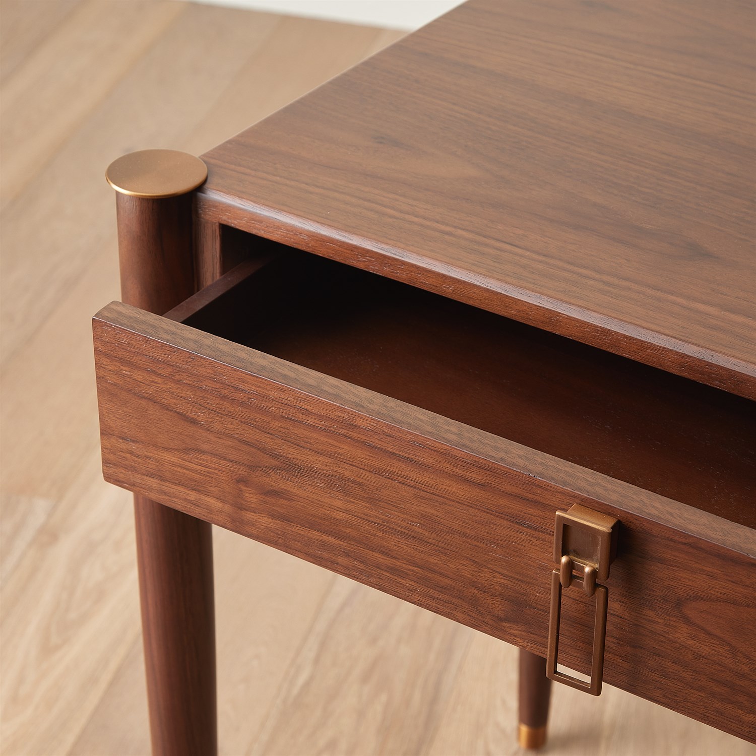 woodland desk