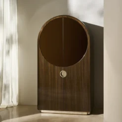 Alternative view of Gelee Display Cabinet