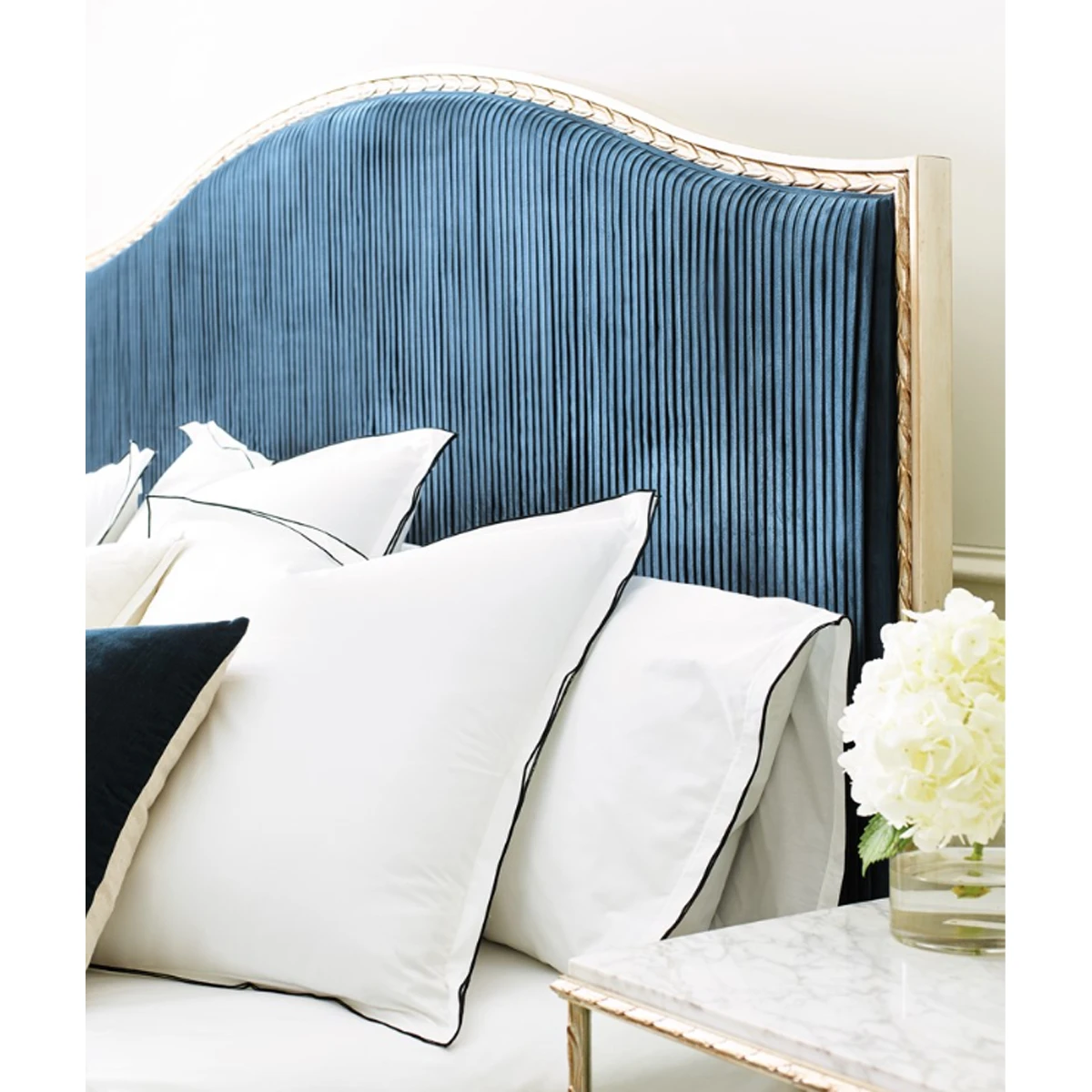 Fontainebleau King Bed