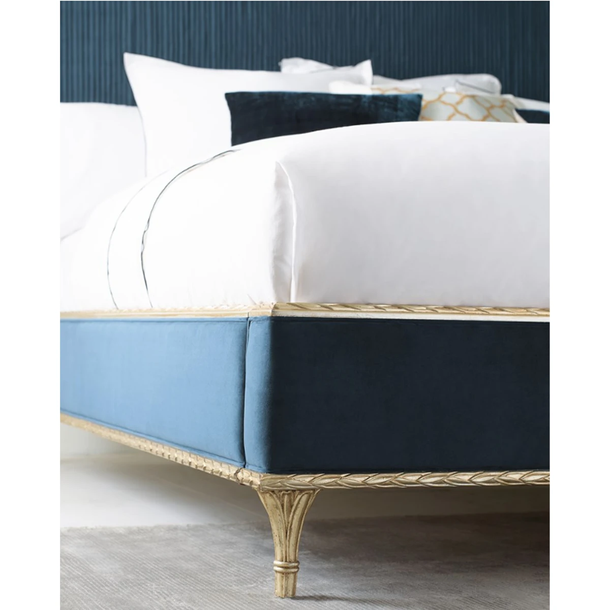 Fontainebleau King Bed