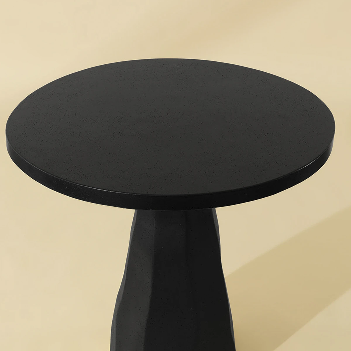 Kliff Bistro Table