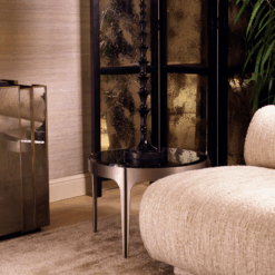 adagio side table ()