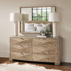 aventura dresser ()