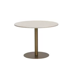iska bistro table
