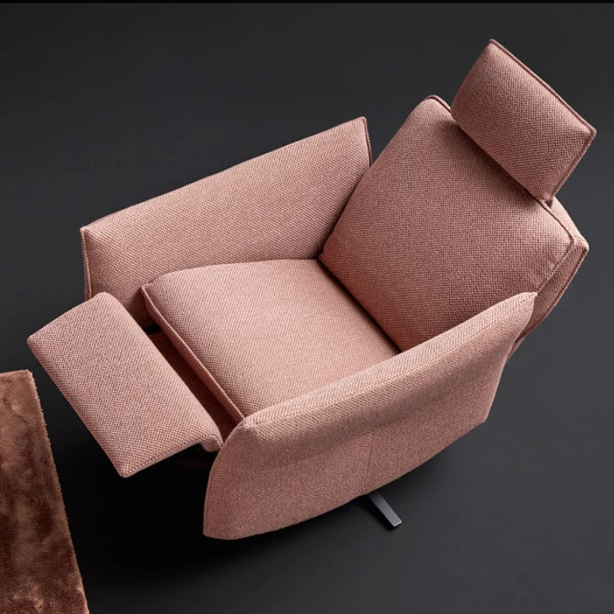 roy lounge chair