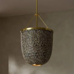 Alternative view of Elyon Pendant