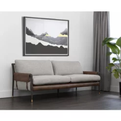 Alternative view of Mauti Sofa
