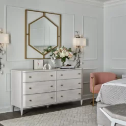 Alternative view of Chelsea Dresser