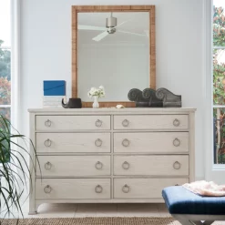 Alternative view of The Escape Dresser