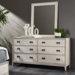 Alternative view of Estelle Dresser