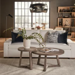Alternative view of Muse Coffee Table Large