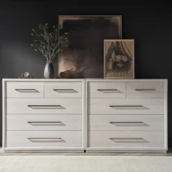 Alternative view of Astrid Chest