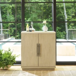 Alternative view of Dockside Bar Cabinet