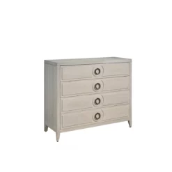 Lizmore Chest