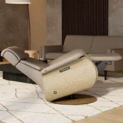 Alternative view of Nova Lounge Chair