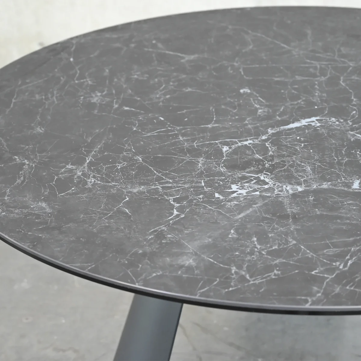 Palazzo Dining Table - Image 6