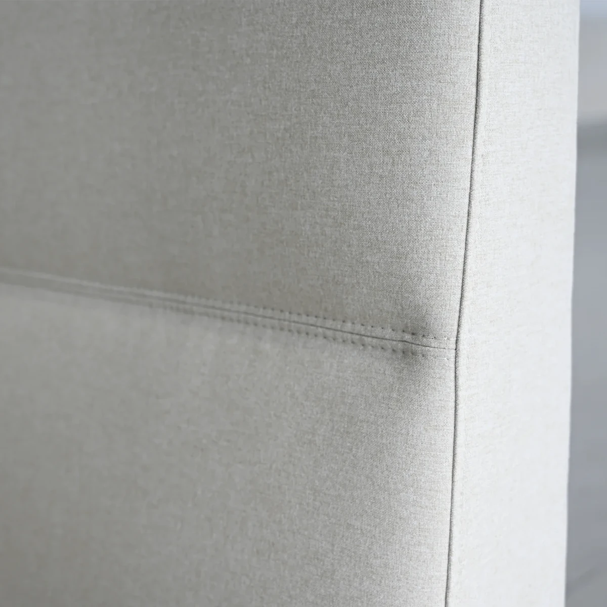 Reve Upholstered Bed - Image 3