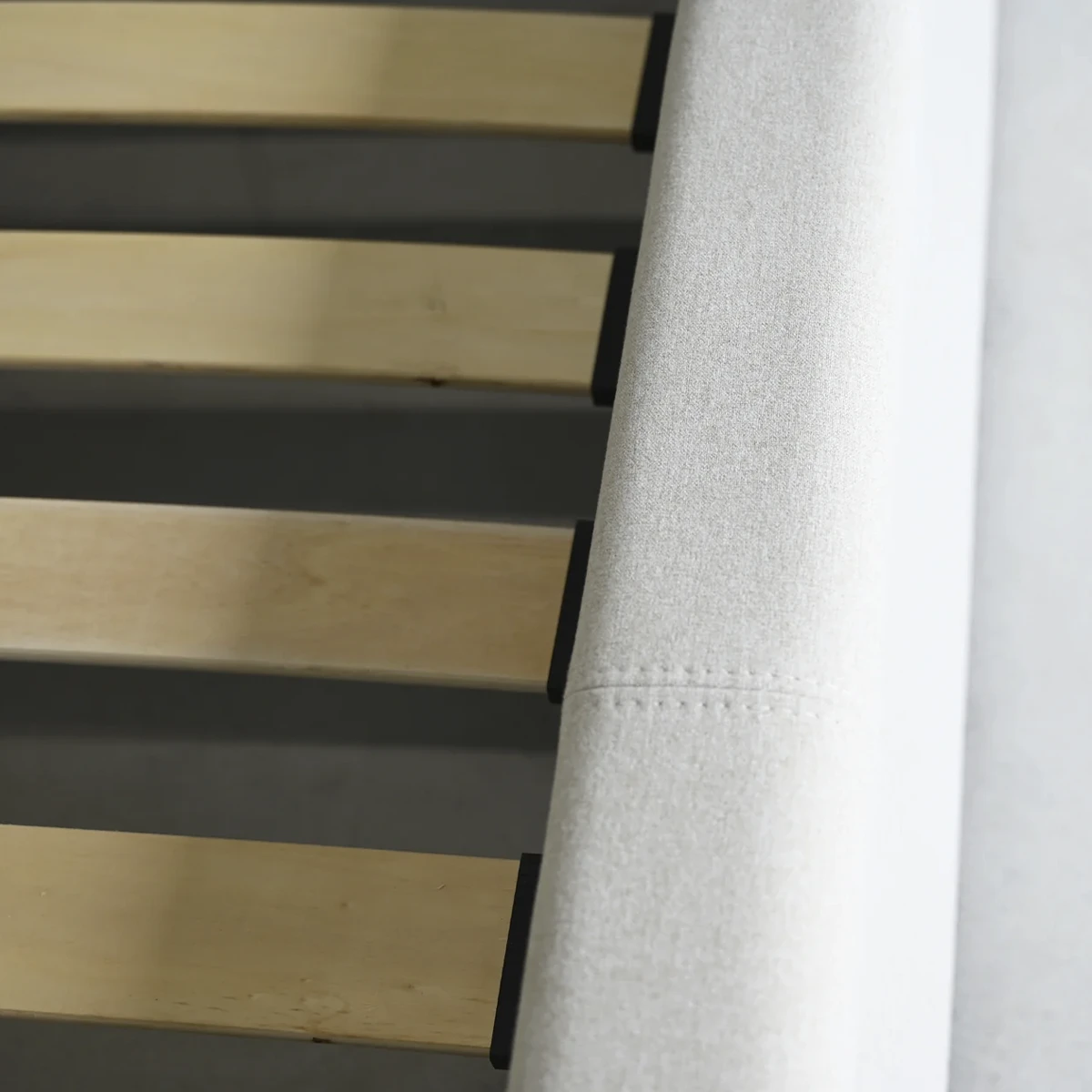 Reve Upholstered Bed - Image 4