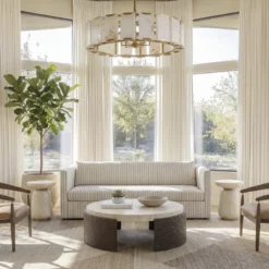 Alternative view of Leander Sofa