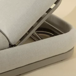 Alternative view of Sonora Chaise