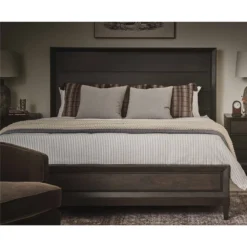 Alternative view of Fenwick Panel Bed