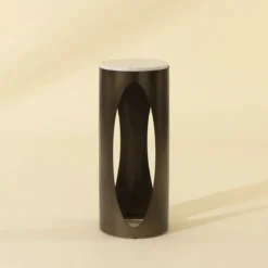 Alternative view of Gunter End Table