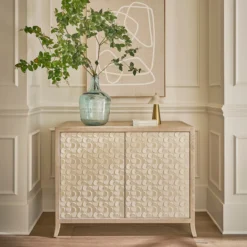 Alternative view of Paloma Chest